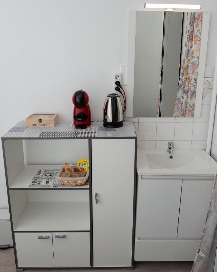 Hostal Santa Cruz Santiago de Compostela Ngoại thất bức ảnh