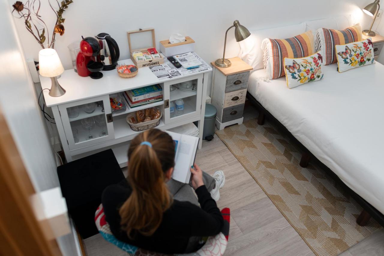 Hostal Santa Cruz Santiago de Compostela Ngoại thất bức ảnh