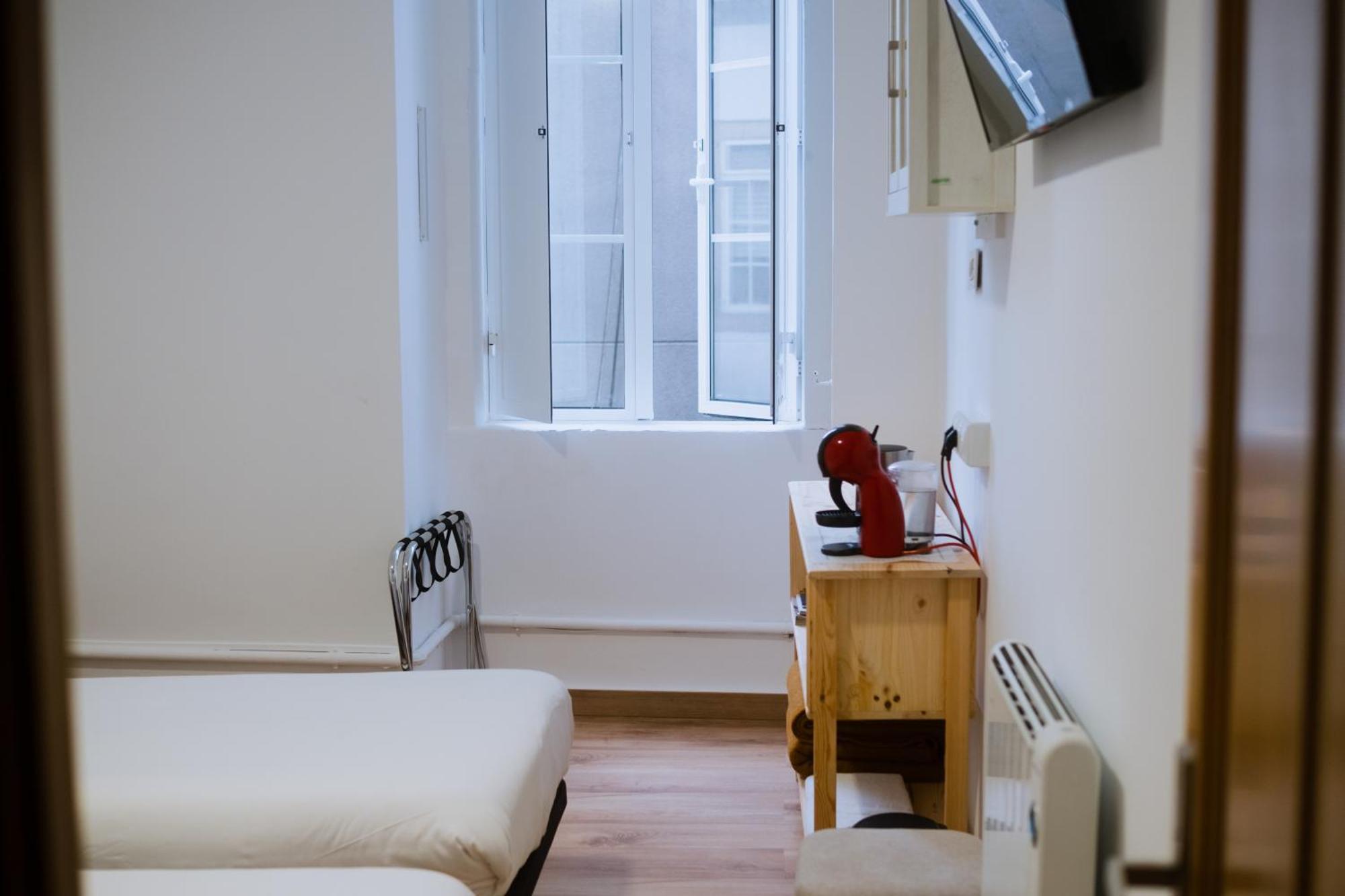 Hostal Santa Cruz Santiago de Compostela Ngoại thất bức ảnh