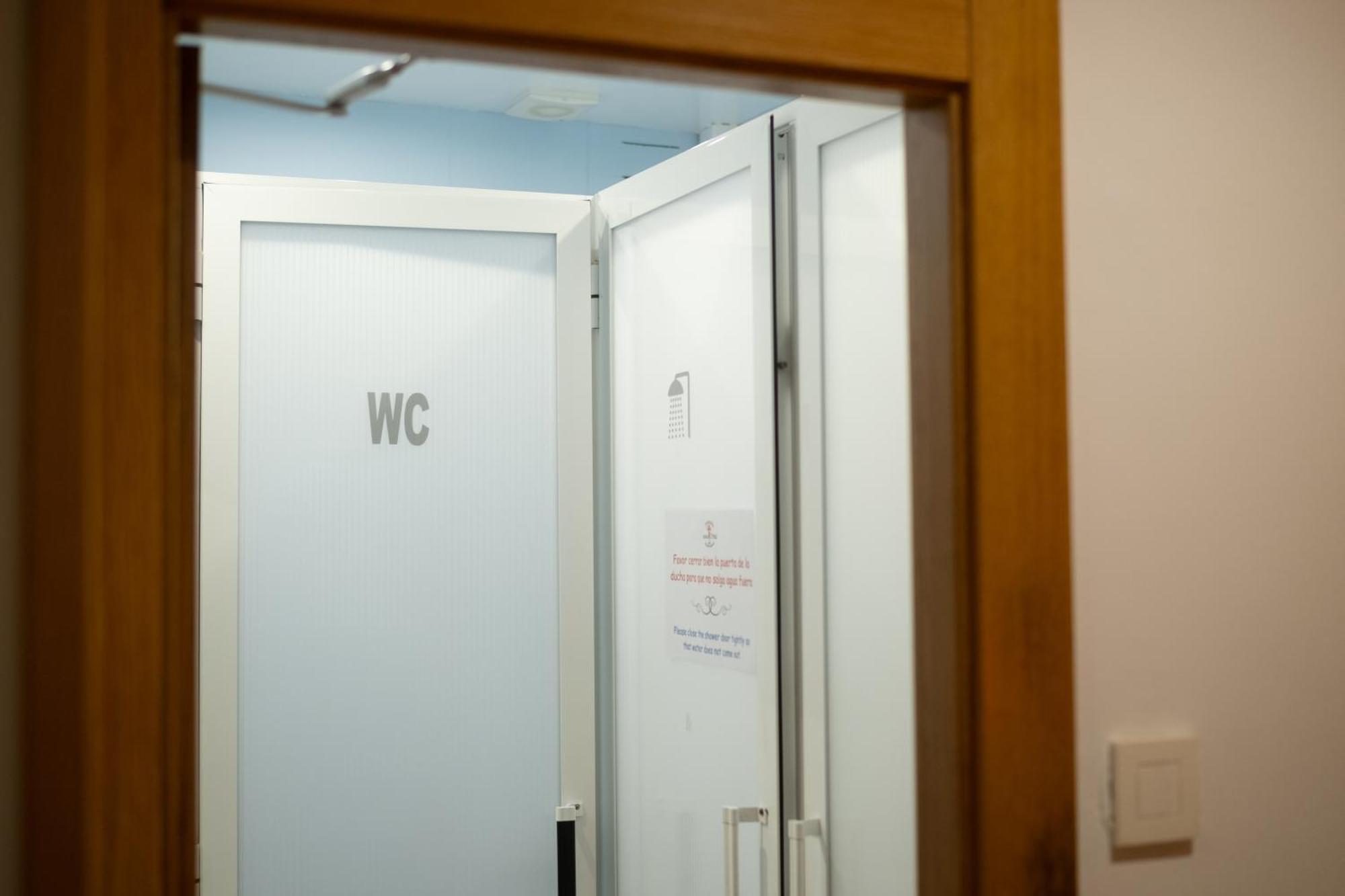 Hostal Santa Cruz Santiago de Compostela Ngoại thất bức ảnh