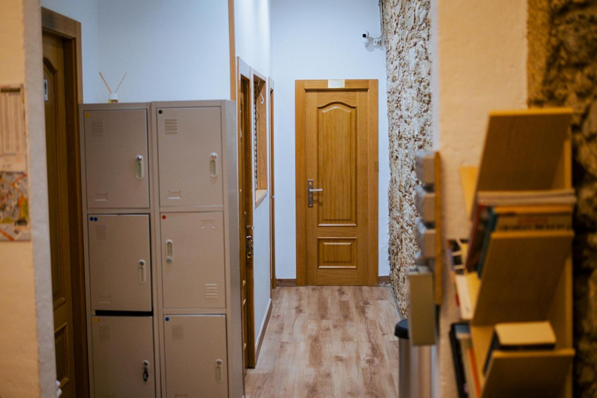 Hostal Santa Cruz Santiago de Compostela Ngoại thất bức ảnh